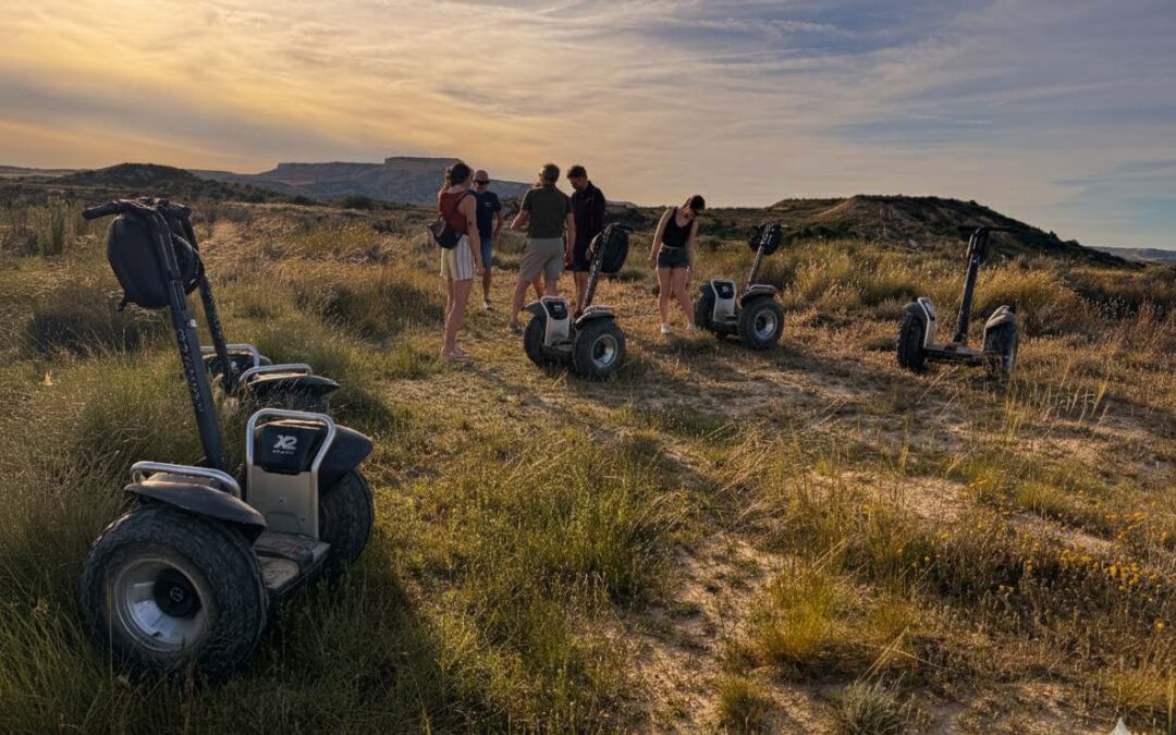 Turismo activo en Bardenas Reales: el arte de descubrir el silencio sobre ruedas