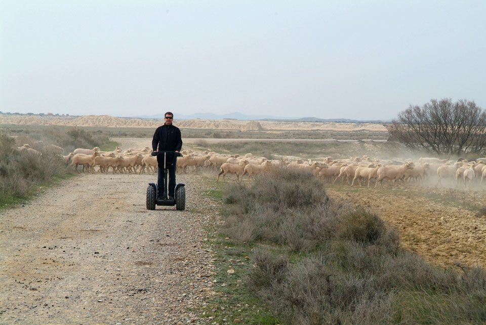 Fernando Ordovás en segway